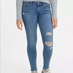 Levi’s 711 Skinny Jeans